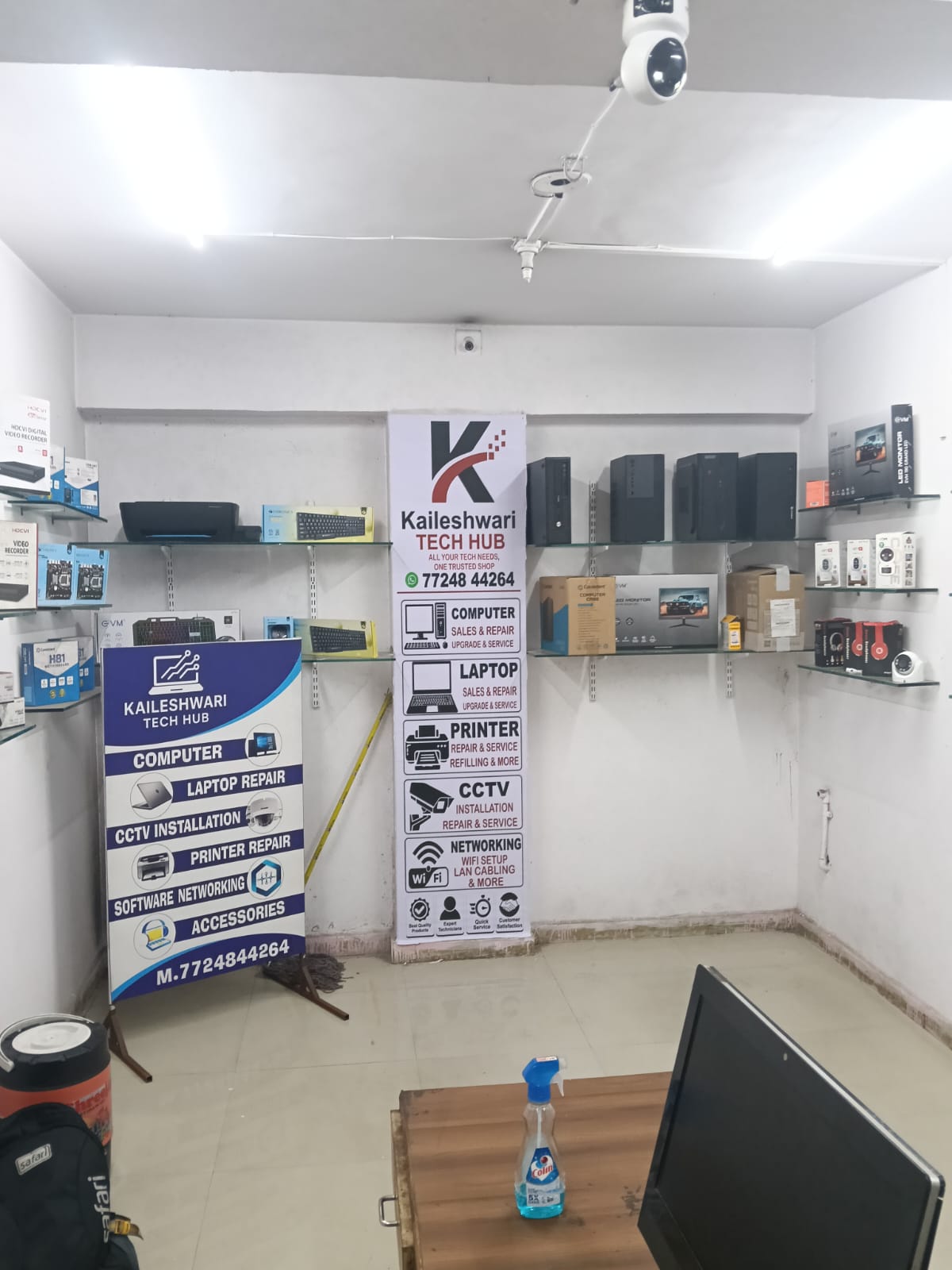 Kaileshwari Tech Hub storefront service display